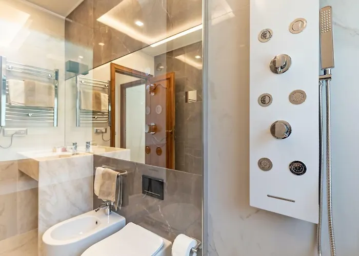 First Class Nyaraló Róma